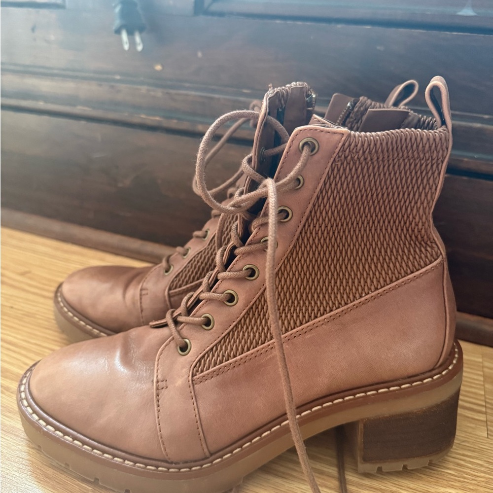 Leather Ankle Boot Lace Up Doc Marten Style Elegant Dress Shoes Comfortable